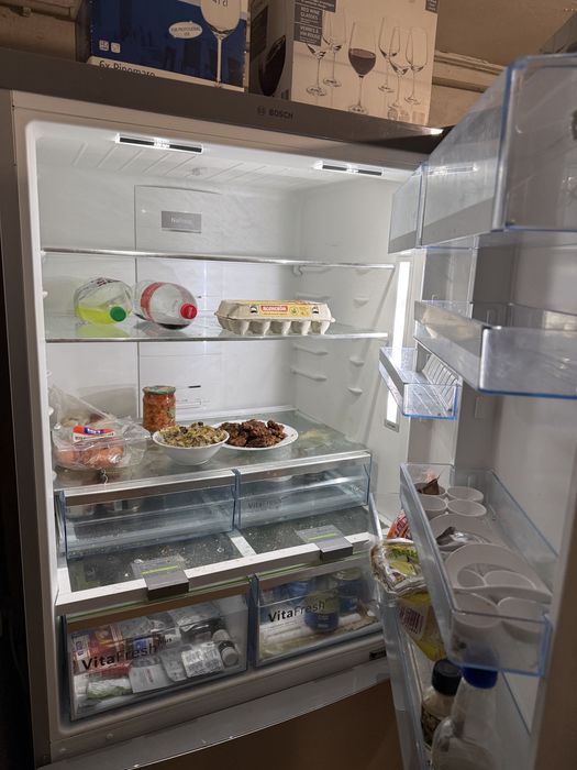 Холодильник Bosch KGN86AI32U