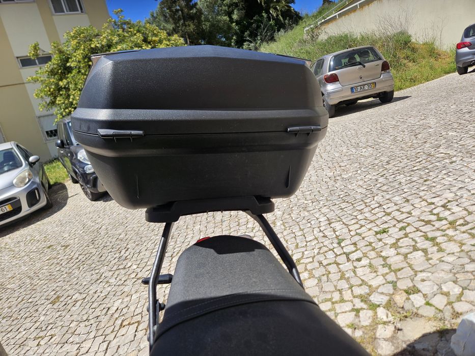 Top Case Givi Blade MT09
