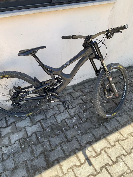 Bicicleta Downhill Intense M16 Pro 2016
