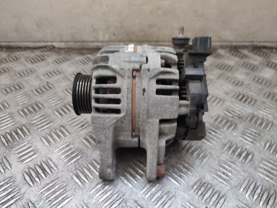 Toyota Corolla E-12 1.4 16v alternator