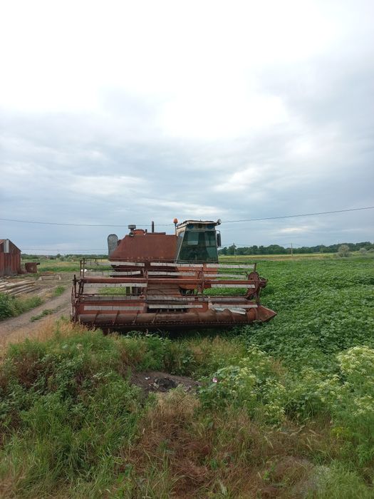 Продам комбай Нива!