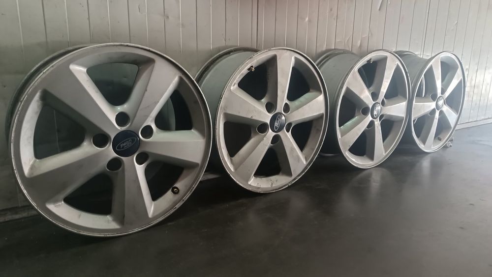 Conjunto de Jantes FORD FOCUS II - 4M51EB