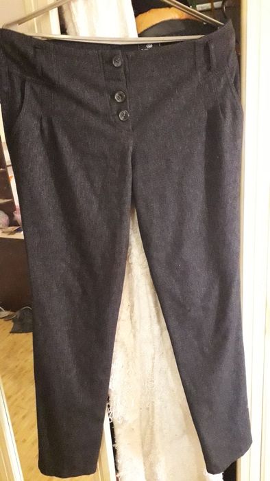 Костюми,штани,платя та інше