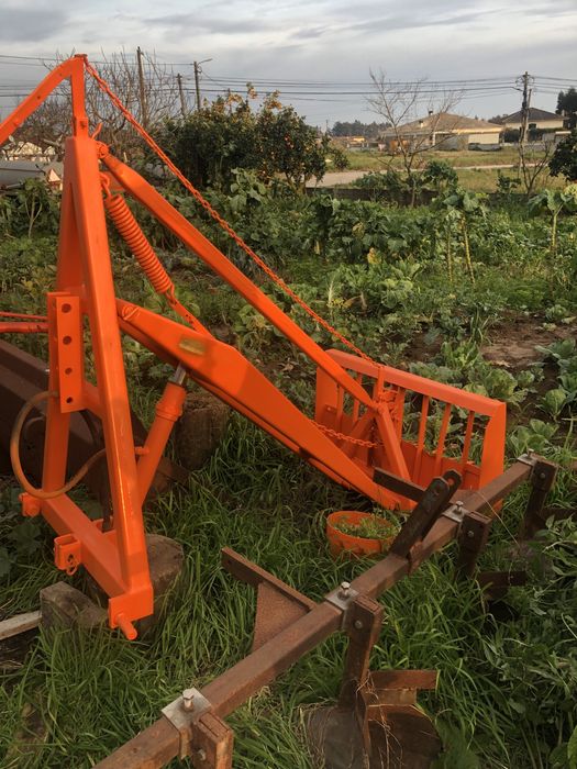 Carregador traseiro de estrume