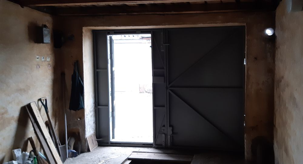 Капітальний гараж в ГБК "БОГАТИРСЬКИЙ"