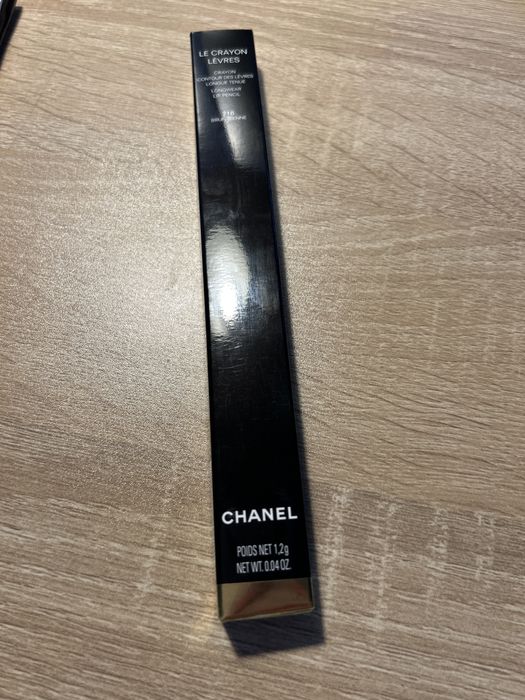 Chanel Le Crayon Lèvres, długotrwała konturówka do ust 216