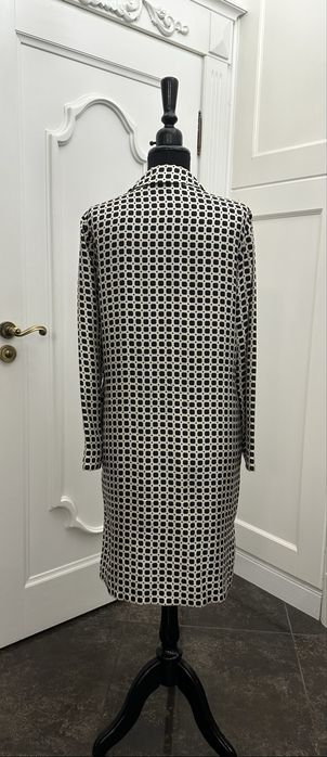 MAX MARA piękna sukienka na guziczki , 100% jedwab