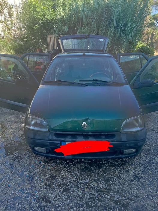 Renault Clio 1000