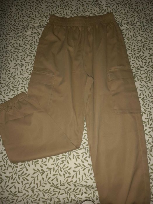Calças cargo novas