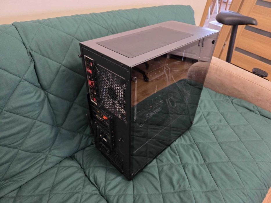 Komputer gamingowy i7-7700K / 32GB / 1TB SSD / GTX 1080 / Win 11 Pro