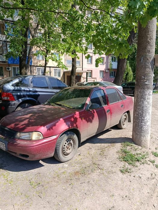 Продам  автомобиль  нексия на ходу