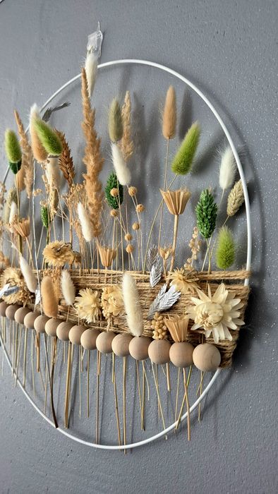Dekoracja ścienna boho z suszonych traw 40 cm, rękodzieło