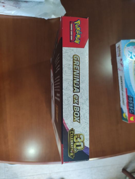 Pokémon TCG - 30th Celebrations Greninja ex Box.