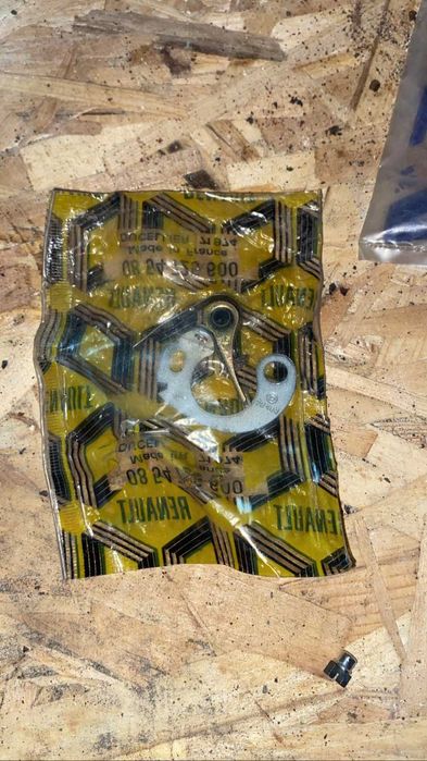 peças e acessórios carros antigos