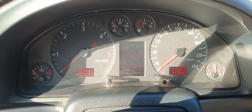 Продам Ауді а 4,2,5 дизель