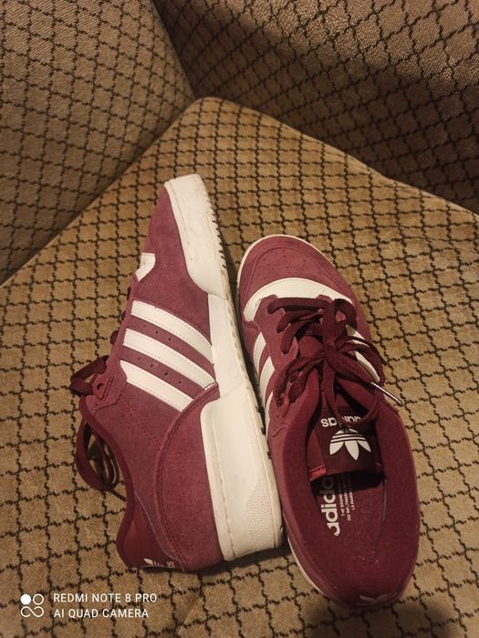 Sapatilhas Adidas Rivalry Low 42
