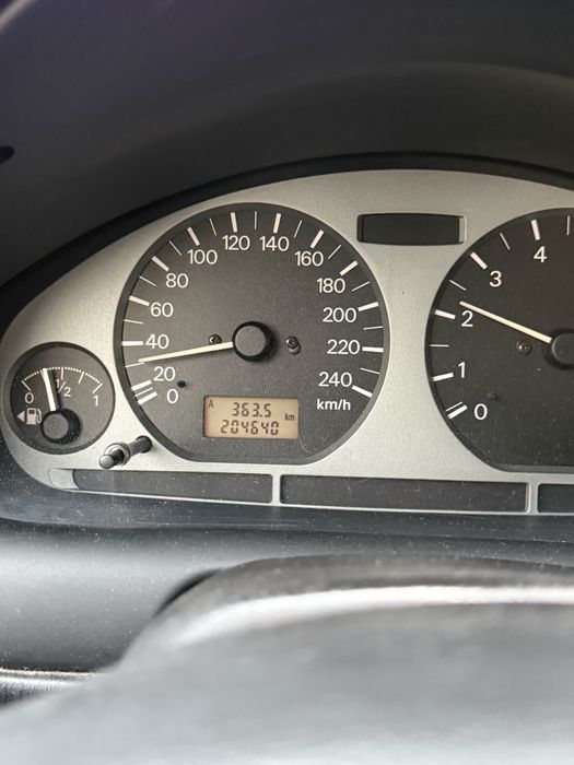 Mitsubishi Carisma 1.3