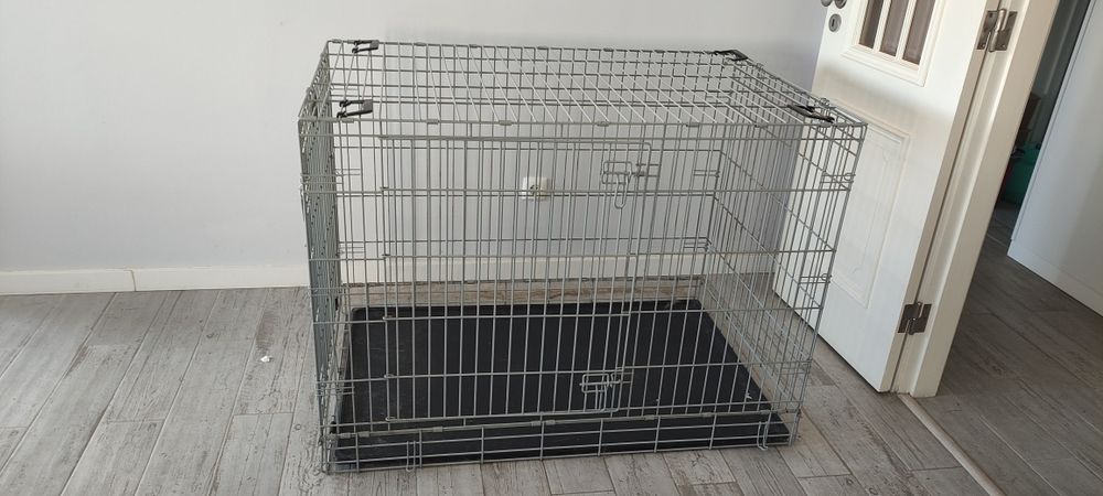 Canil estilo gaiola para cães