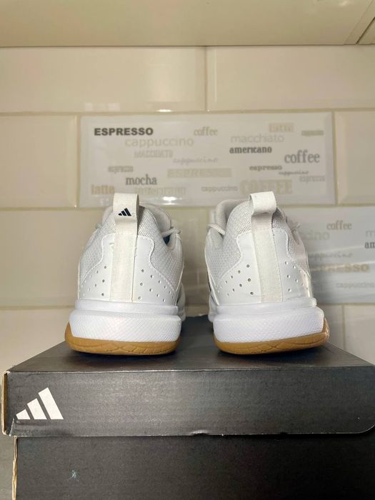 Волейбольні кросівки Adidas Ligra 7 M