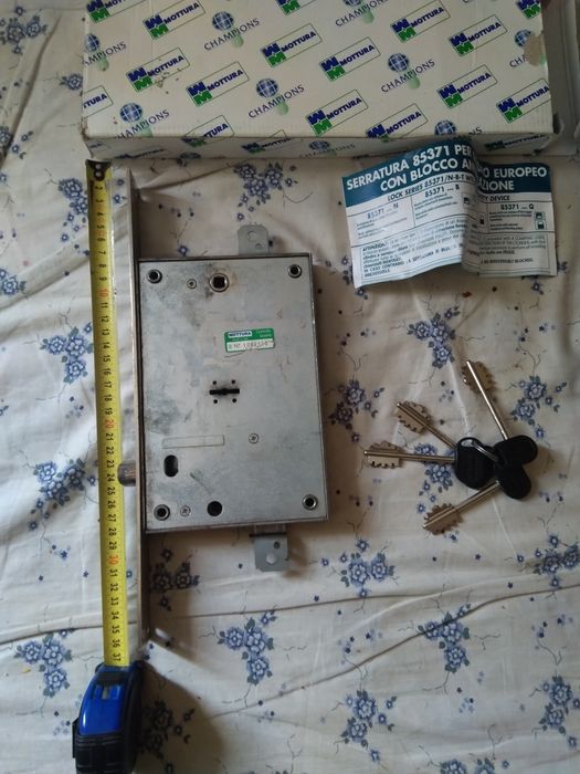 Замок врезной MOTTURA большой