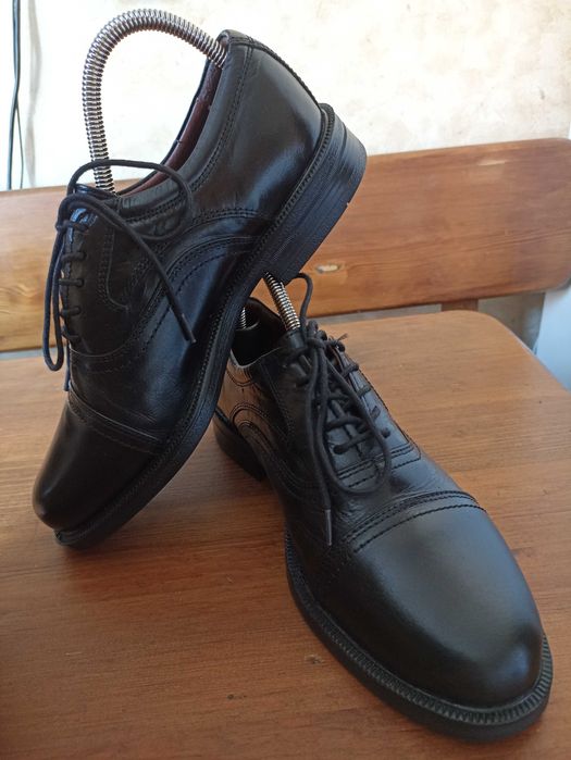 Чорні стильні шкіряні весільні чоловічі туфлі Grosvenor розмір 42/27см