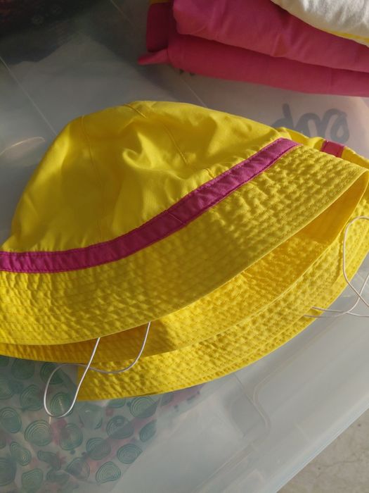 Conjunto bata, chapeu Peixinho Amarelo