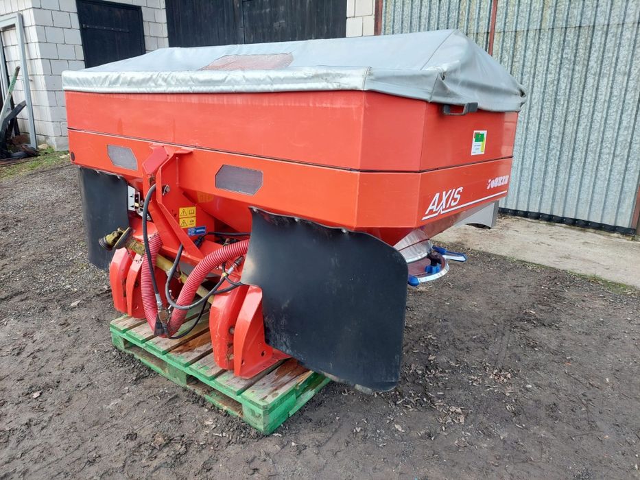 Rozsiewacz nawozu RAUCH AXIS 30.1