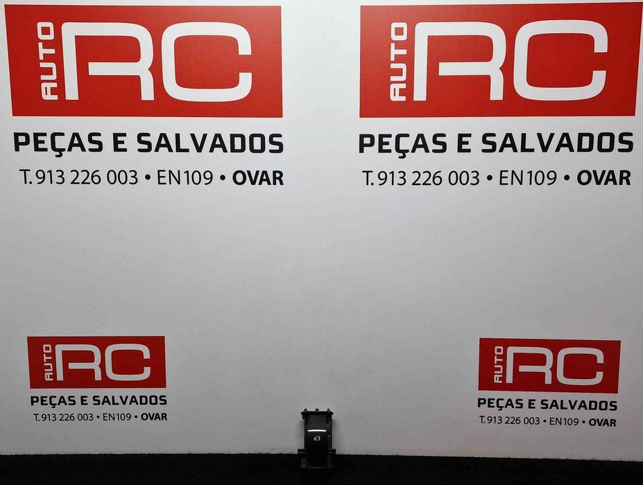 Comando / Botão / Interruptor Vidros Trás Direito 193170 - TOYOTA C-HR