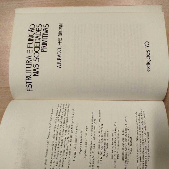 Estrutura e Função nas Sociedades Primitivas - A. R. Radcliffe- Brown
