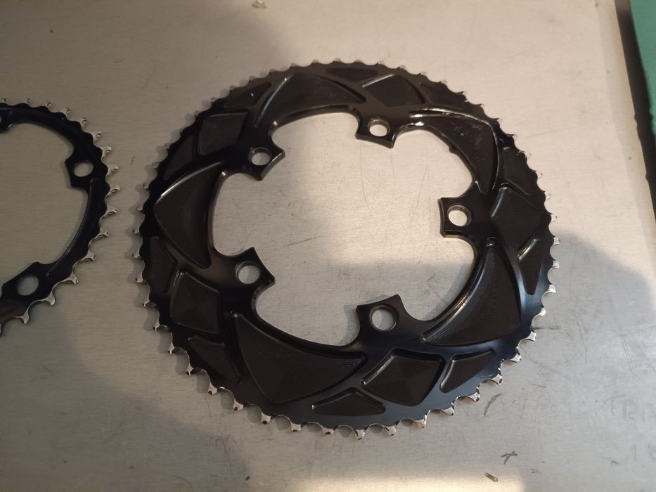 tarcze, blaty, zębatki Absolute Black 50/34