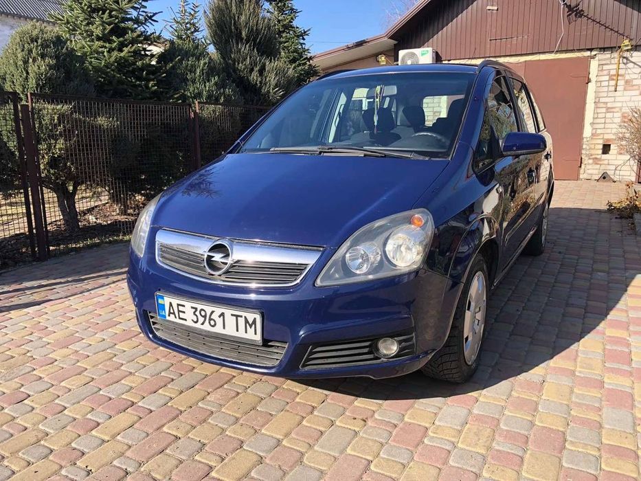 Opel Zafira B 1.9 дизель 7 мiсць