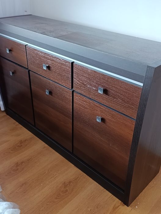 Sprzedam komodę 150 cm