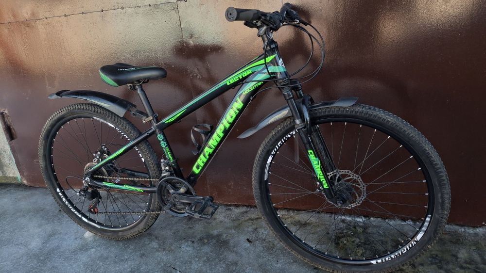 Велосипед Champion алюминиевый 26 в отличном состоянии