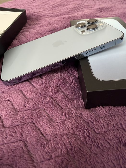 iPhone 13 pro blue 512