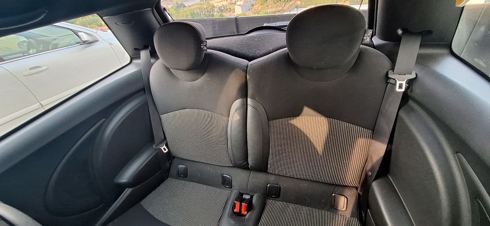 Mini John cooper works 211cv
