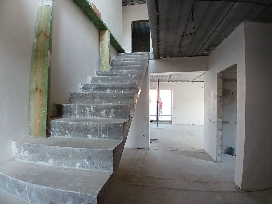 Продаж будинку с. Нове заг.пл. 188м.кв. 5 кімнат 6 соток