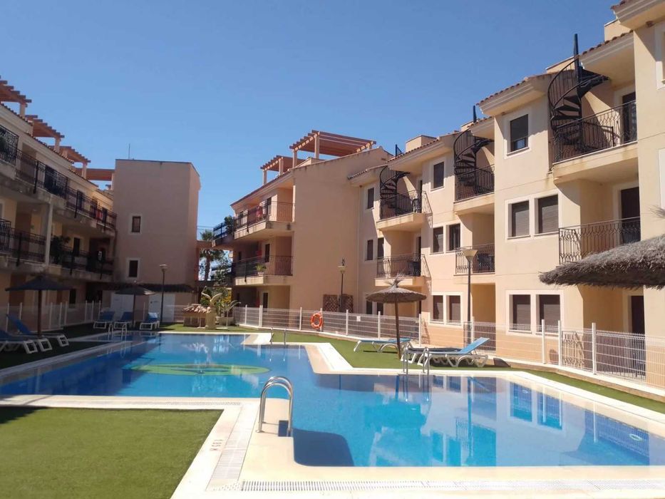 • Inwestycyjne • Turystyczne • Apartamenty • 1 km od Plaży • Hiszpania