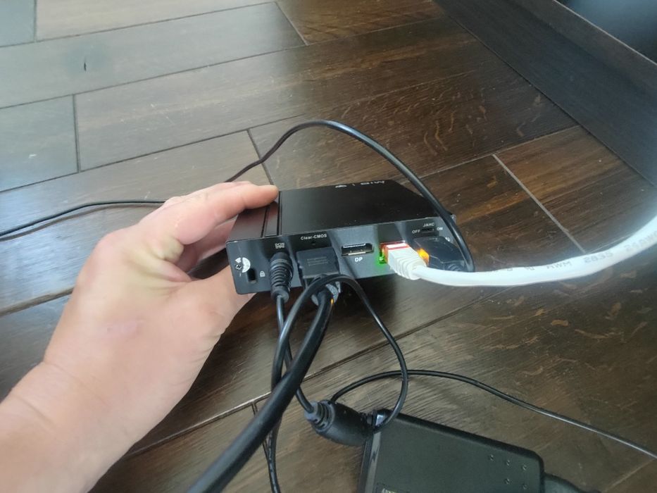 Konsola Retro Giada VM23 Mini Komputer PC N3350 2GB RAM Smart TV 32GB