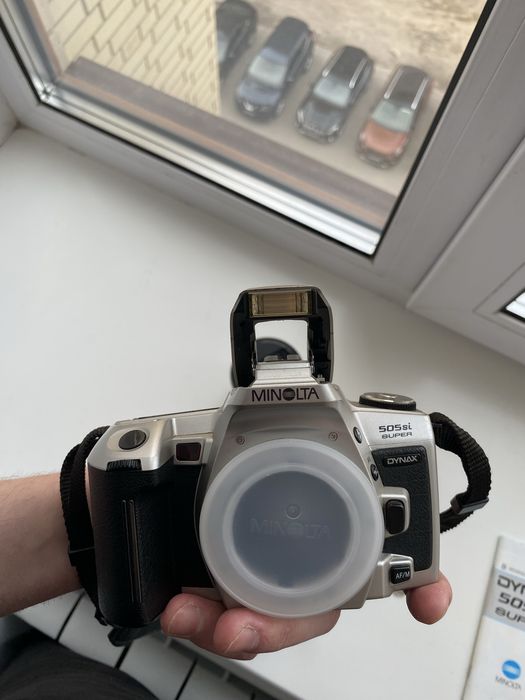 Minolta Dynax 505si Super плівковий фотоапарат