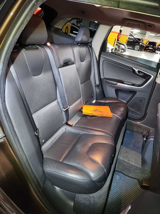 Volvo XC60 2016 2.0 Дизель