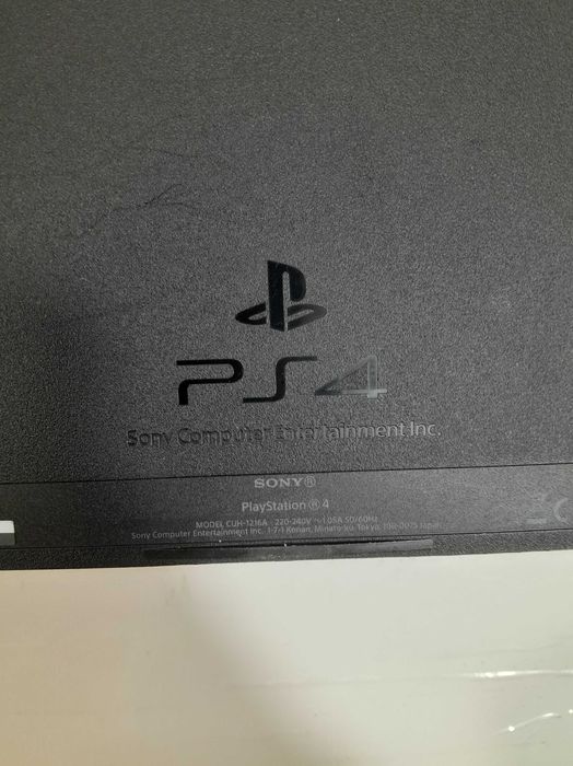 Konsola PS$ 500GB + pad + okablowanie