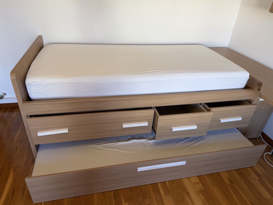 Cama Solteiro Compacta em Madeira com Gavetões e Cama Suplementar