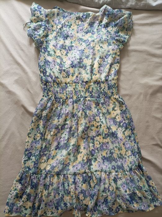 Sukienka Stradivarius S