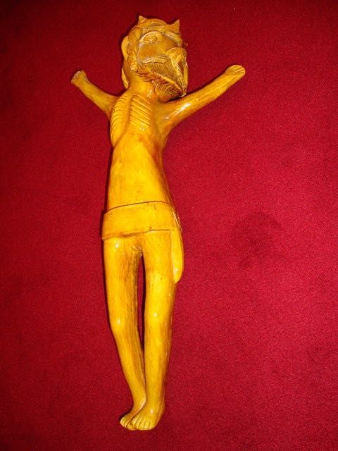 Peça antiga em terracota da Rosa Ramalho