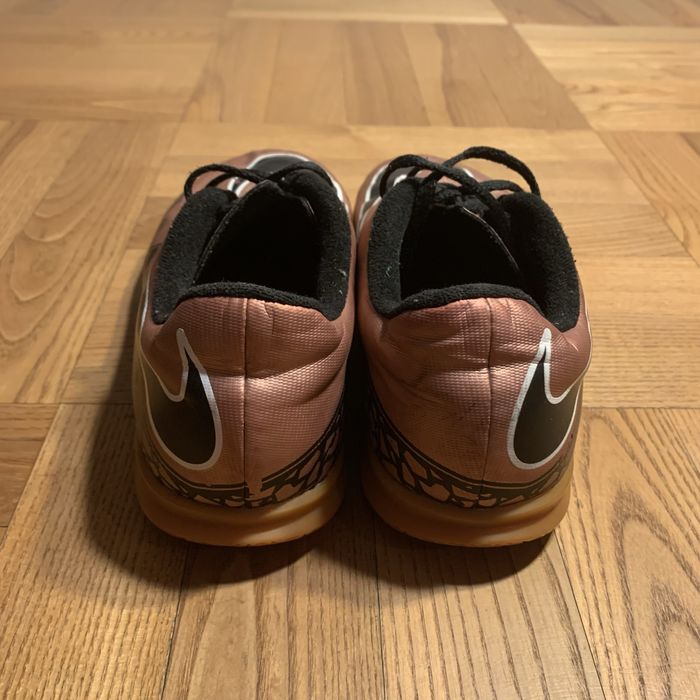 Buty halowe piłkarskie Nike