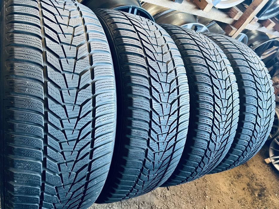 Шини Резина Зимові 235 55 18 Hankook Winter I'Cept Evo3 4шт