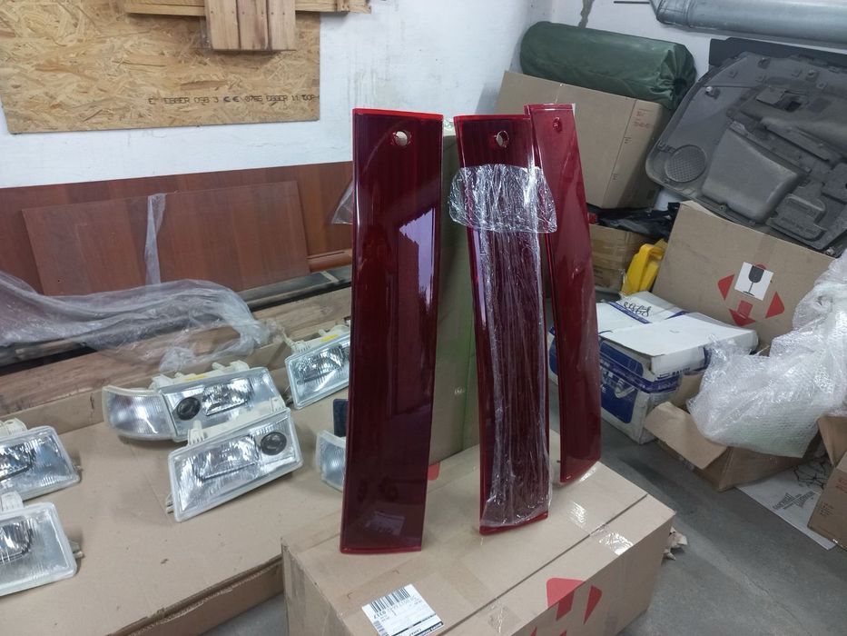 Катафот Ваз 2111 , отражатіль Богдан 2111 , вставка між фонарями