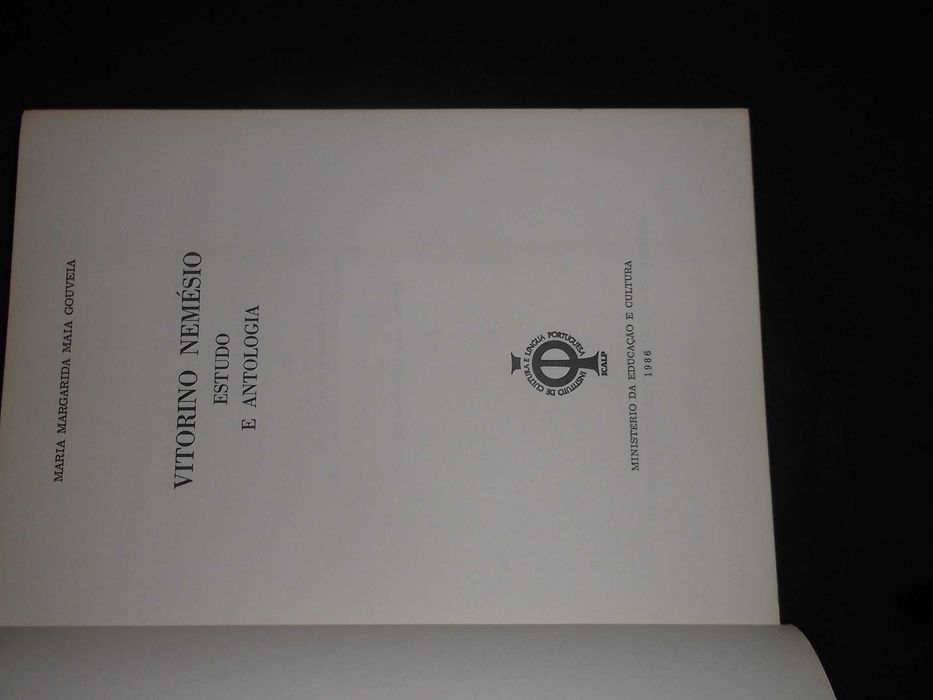 Gouveia (Maria Margarida Maia);Vitorino Nemésio-Estudo e Antologia