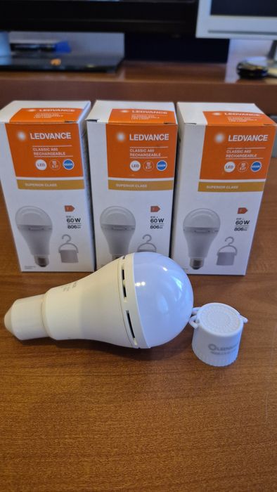 LED лампа  LEDVANCE с аккумулятором. A 60W. 8W/865. 230V E 27 .