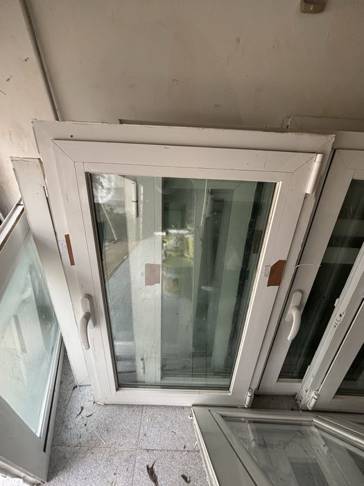 #4 Disponivel Portada e janela oscilo-batente